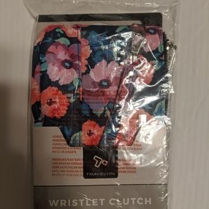 Travel wristlet